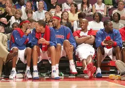 开云体验APP官网入口-今晨突围战来临，底特律活塞围绕德国杯主帅复盘，气氛紧张，轮换策略成焦点