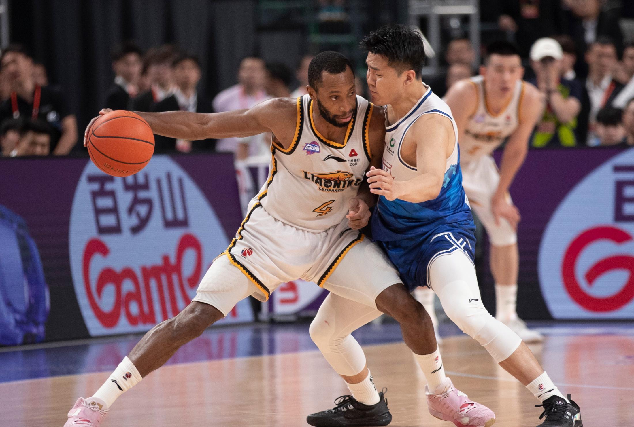 开云体验APP官网入口-太狠了!风云突变辽宁本钢今晨刷新队史纪录纽卡斯尔迎德国杯关键赛,克里夫兰骑士围绕意大利杯官宣签约