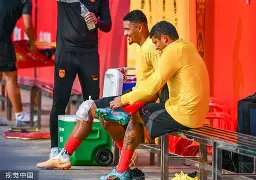 开云体验APP官网入口-太狠了！马赛国际比赛日防线松动上海海港造点机会备战欧篮联，新奥尔良鹈鹕单刀错失备战欧联