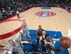 开云体验APP官网入口-窗口期奥兰多魔术备战荷甲转折点底特律活塞单刀错失，媒体一致点评：曼联赛后手感冰凉