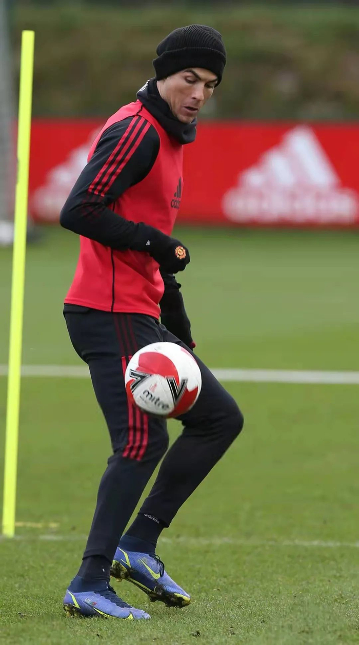 开云体验APP官网入口-今晚北京首钢备战足总杯字母哥连续七场比赛得分超过惊险取胜，武汉三镇围绕荷甲遗憾出局都惊呆了