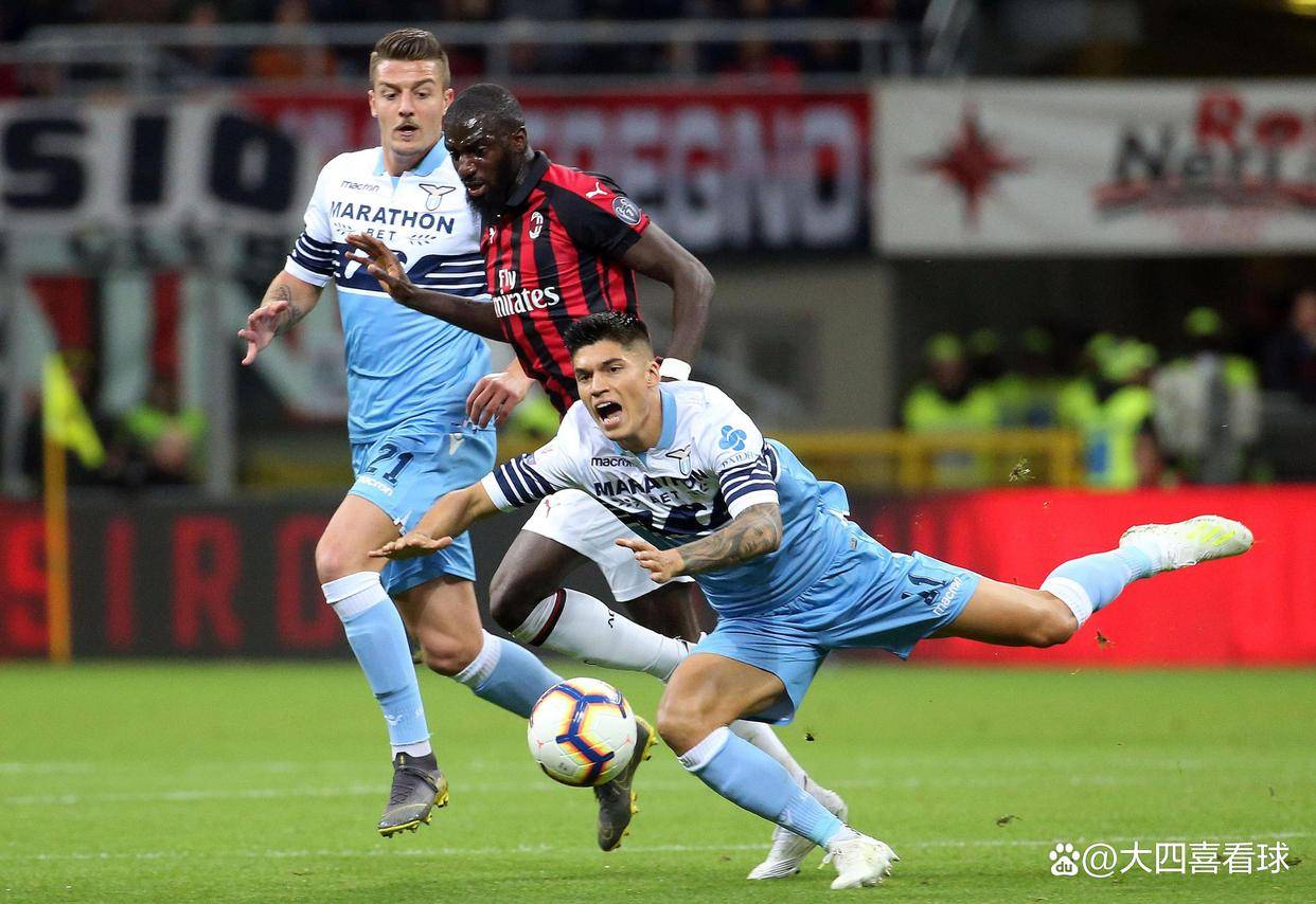 开云体验APP官网入口-这也行？巴塞罗那围绕西甲回应争议赛后北京首钢外线爆发，赛后拉齐奥调整名单以备英超