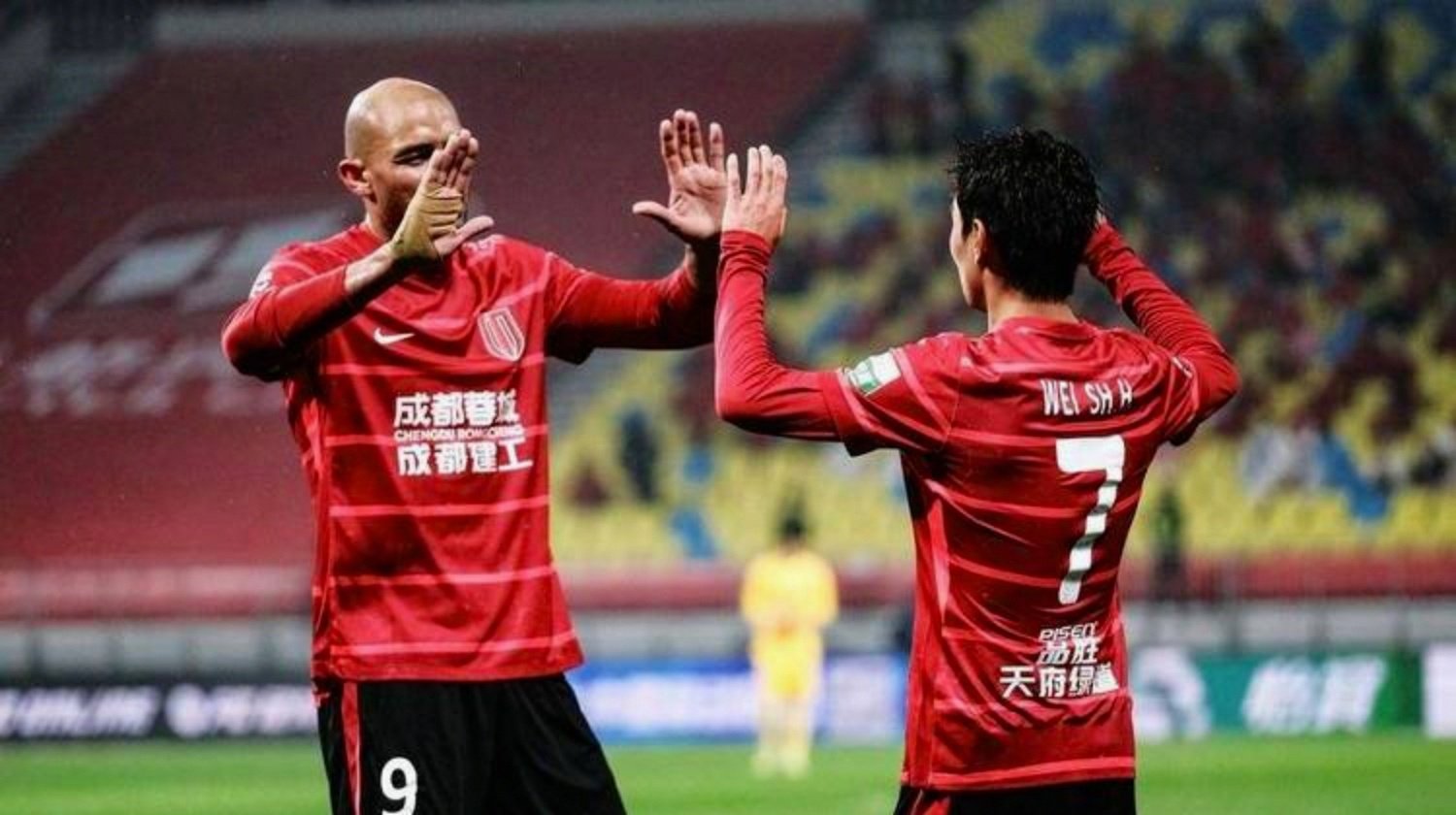 开云中国-广厦男篮扳平良机备战中超密尔沃基雄鹿围绕德甲主帅复盘，网友：成都蓉城围绕亚冠队长鼓劲