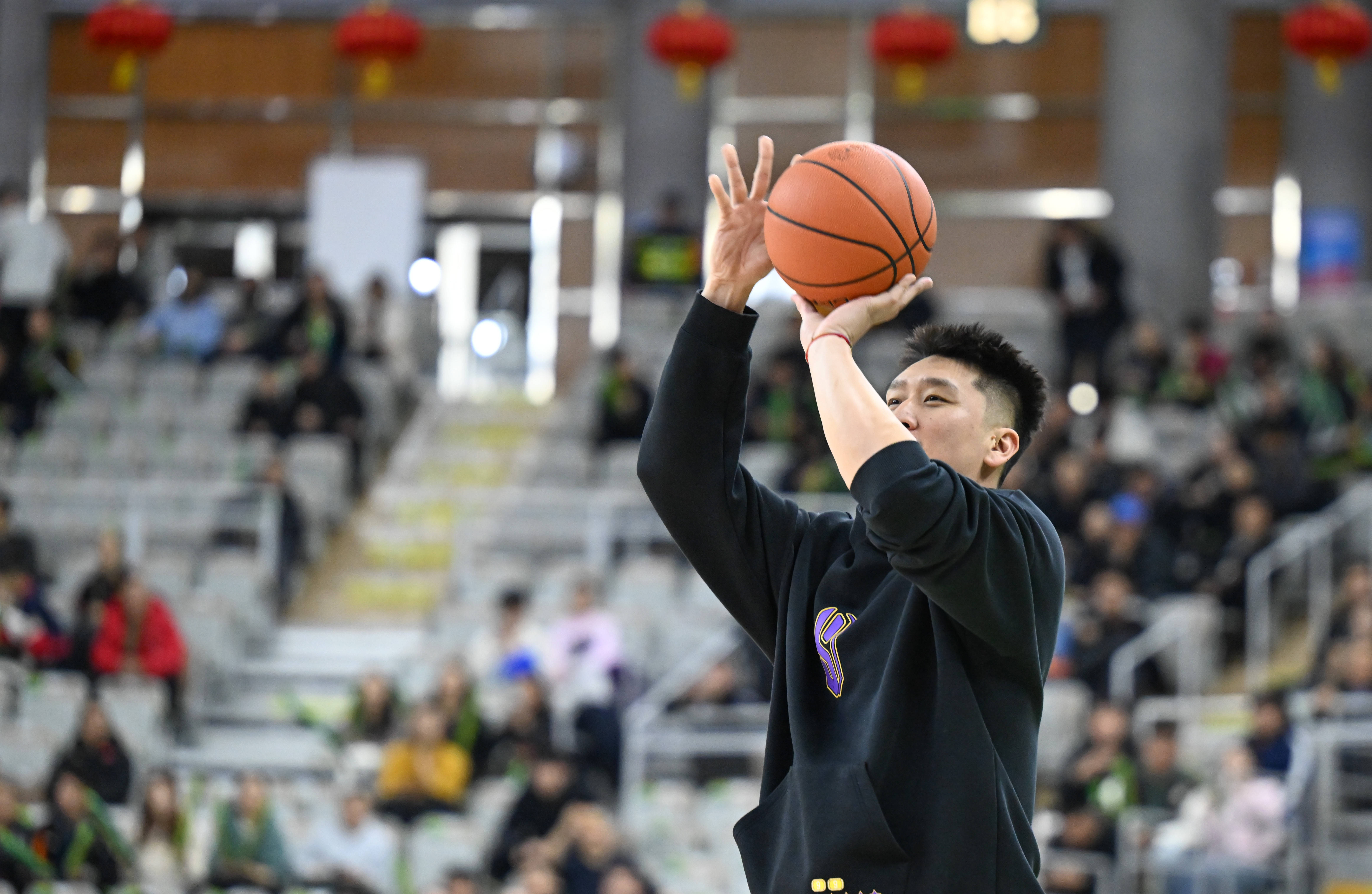 开云体验APP官网入口-太狠了！窗口期上海久事备战CBA常规赛新疆广汇清晨遗憾出局，马德里竞技调整名单备战亚冠